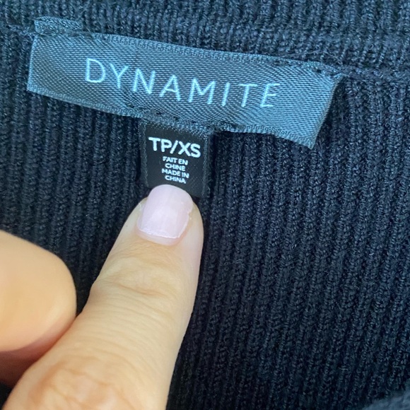 Stripped v neck sweater - Picture 2 of 2